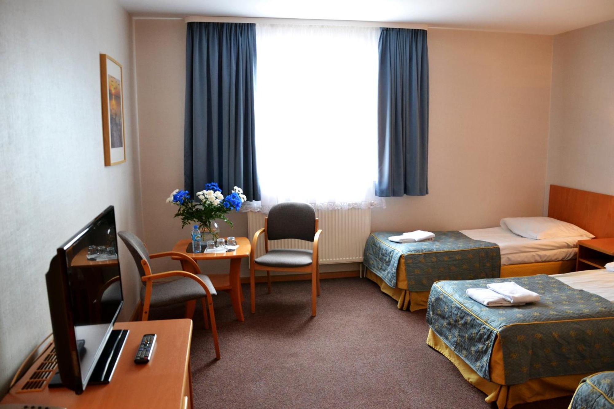 Hotel Orlik Płońsk Rum bild